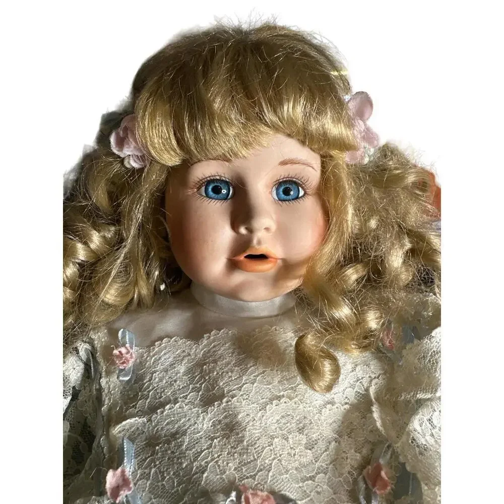 N/A porcelain doll